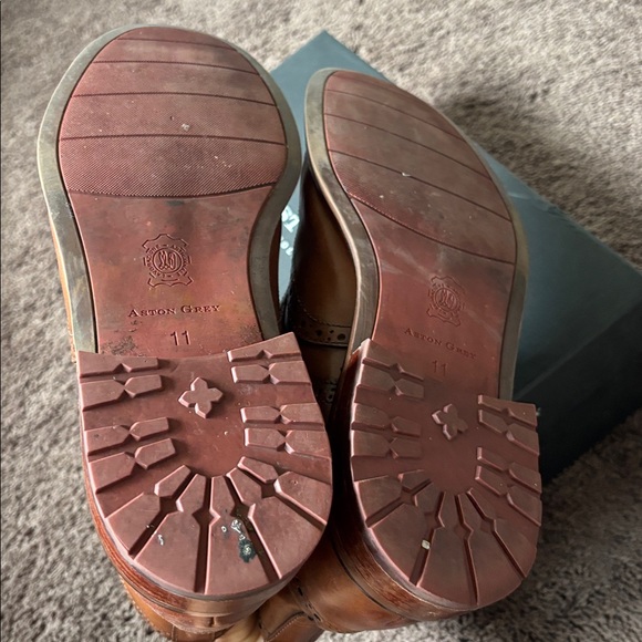 Aston Grey Men's Brown Leather Brogue Boots - Picture 5 of 5